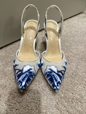 Betsey Johnson White Slingback Heels with Blue Floral Embroidery